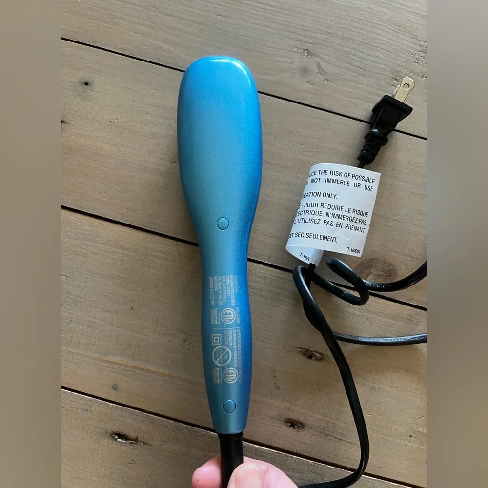 BaBylissPRO Nano Titanium Compact Paddle Brush - Blue